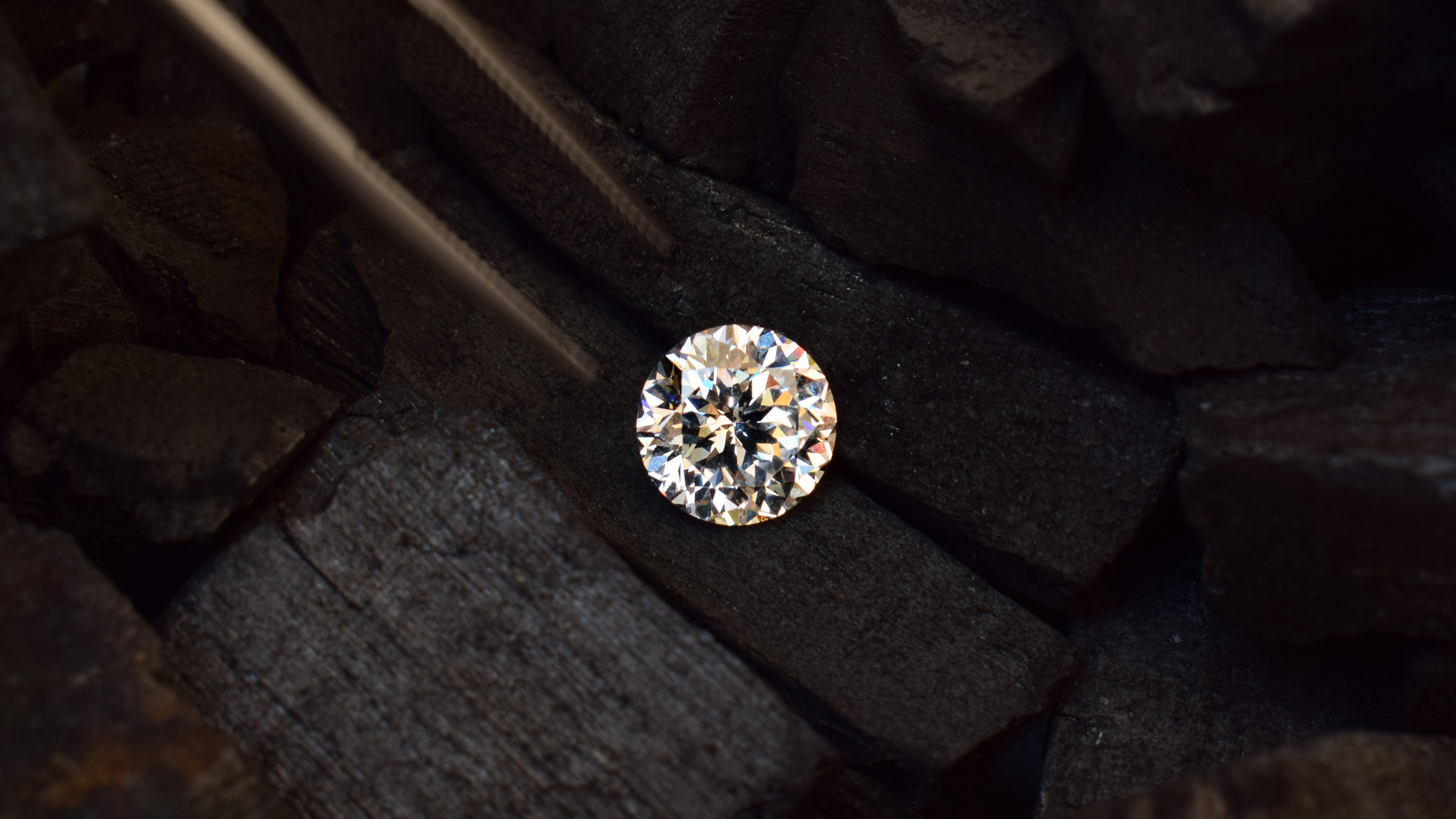 Are Lab Grown Diamonds Cubic Zirconia?
