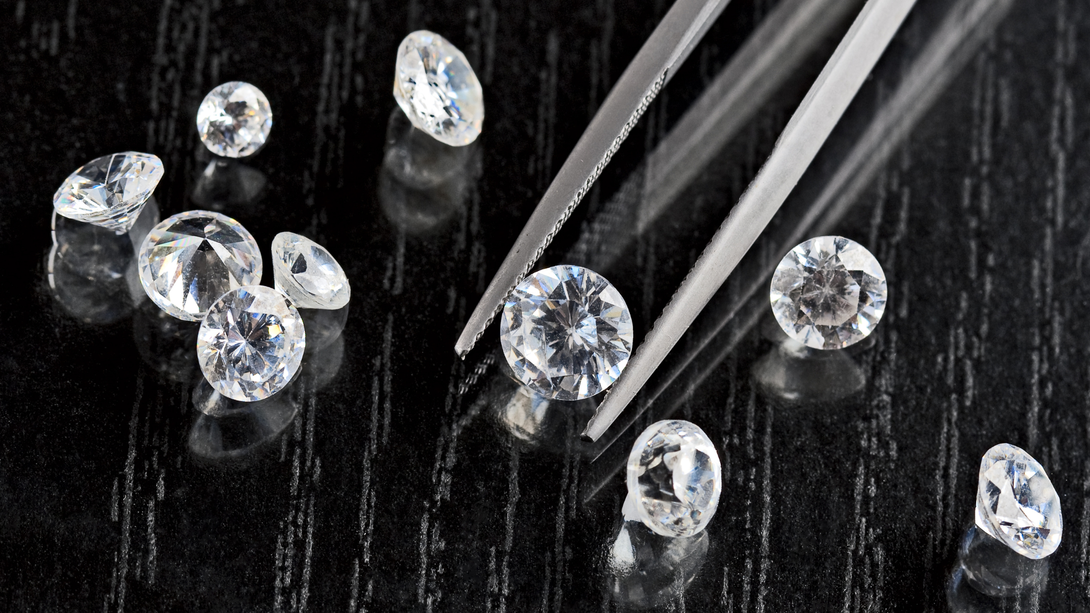 Lab Grown Engagement Rings: What to Know Before You Buy