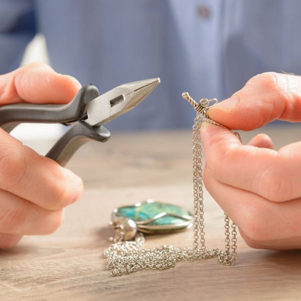 Tips for Finding a Reliable Jewelry Repair Service