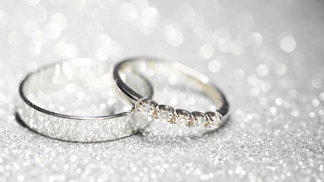 How To Wear Stackable Wedding Rings