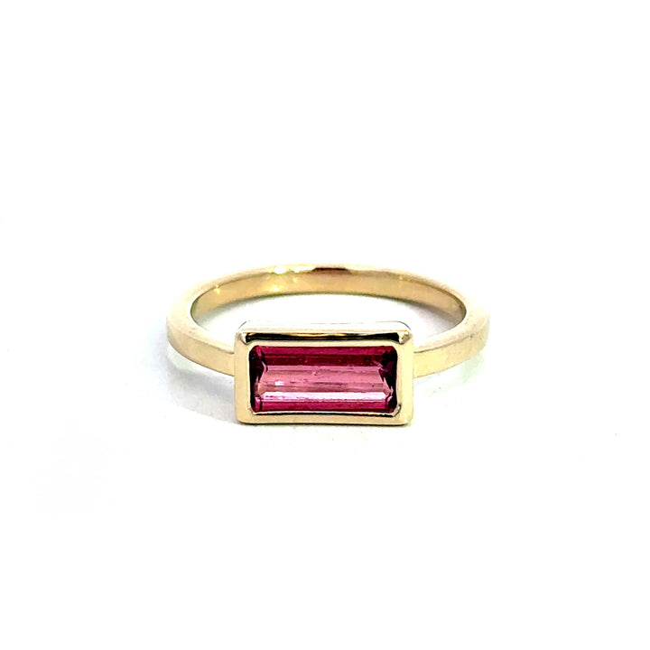 Elle Ring
