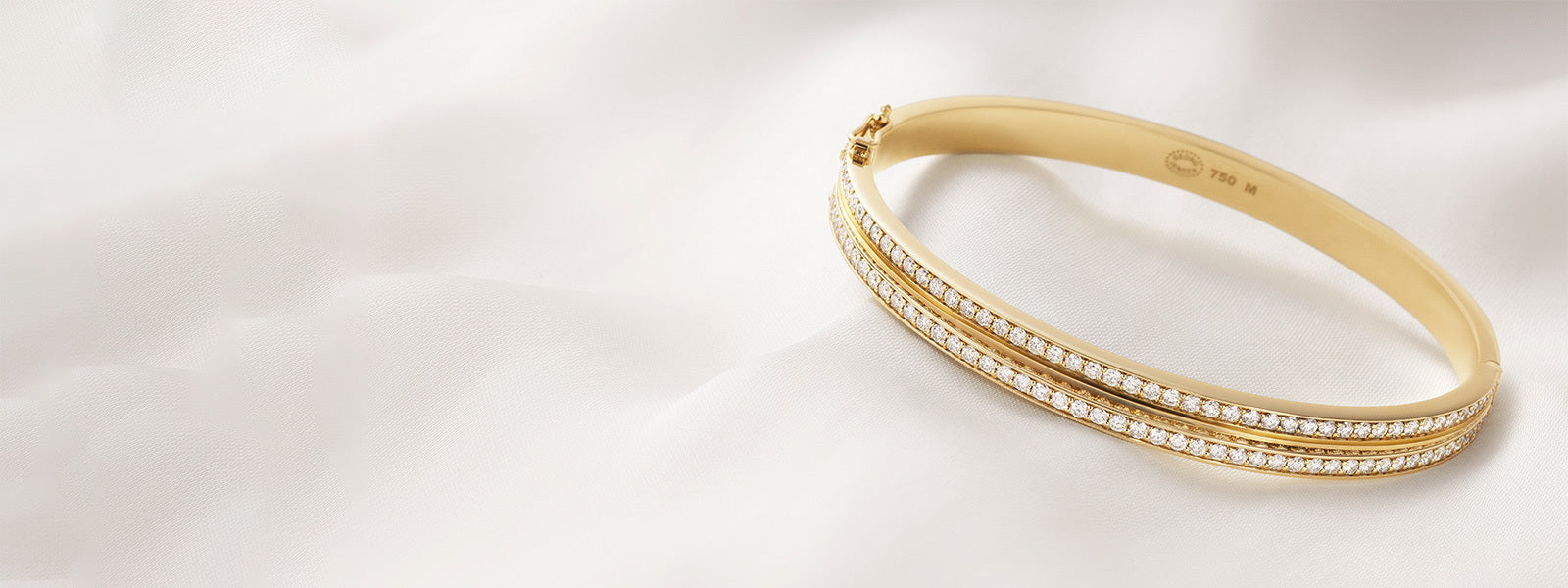 halo gold diamond bracelet