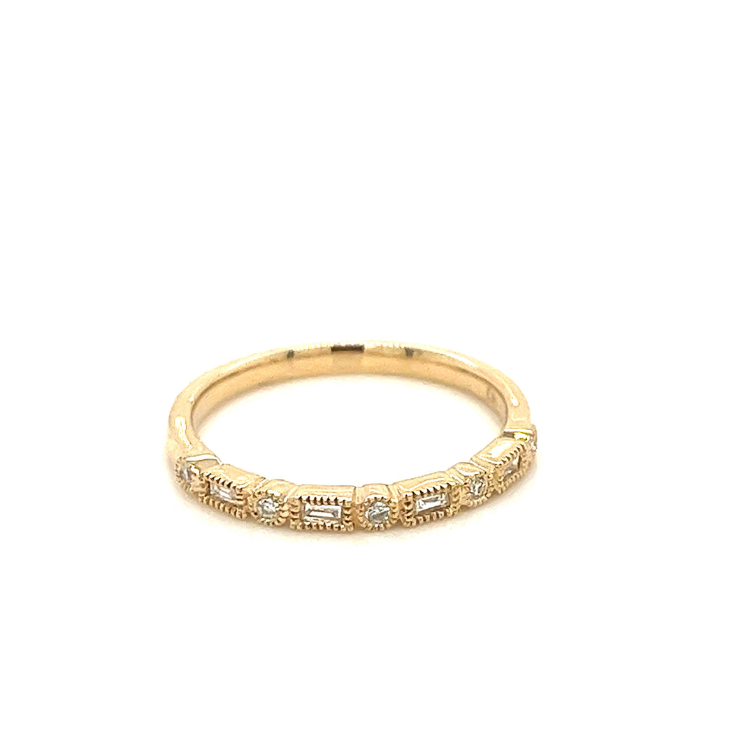 Diamond Baguette & Round Ring -Yellow Gold